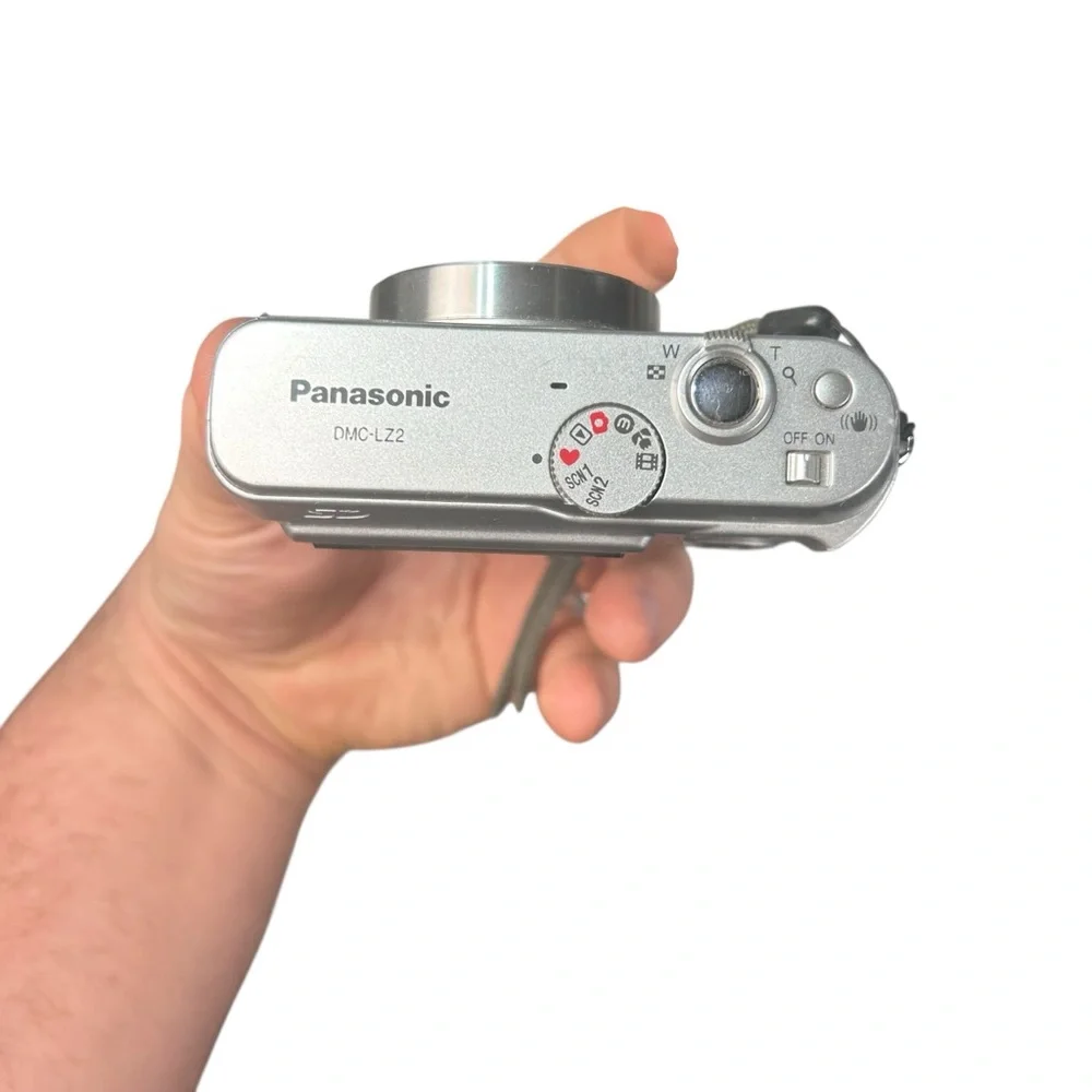 Panasonic Lumix DMC-LZ2 5MP Digital Camera 6x Zoom For Parts/Repair